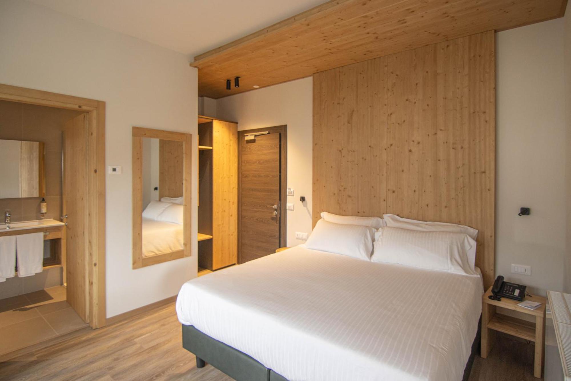 Chalet Cridola Dolomiti Experience Lorenzago Di Cadore Esterno foto
