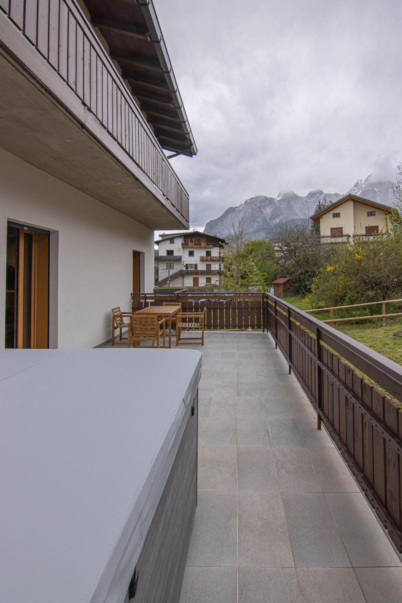 Chalet Cridola Dolomiti Experience Lorenzago Di Cadore Esterno foto